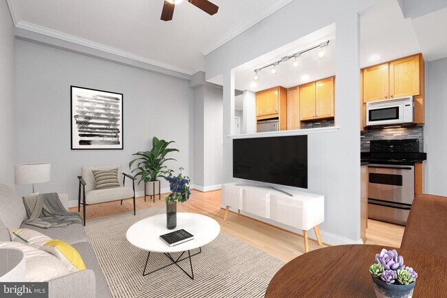 Building Photo - 1701 16th St NW