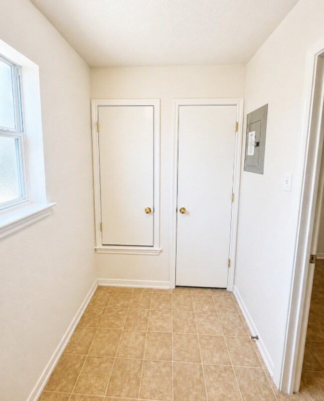 Building Photo - AVAILABLE MID JUNE; APPLY TODAY ON OUR WEBSITE!!!