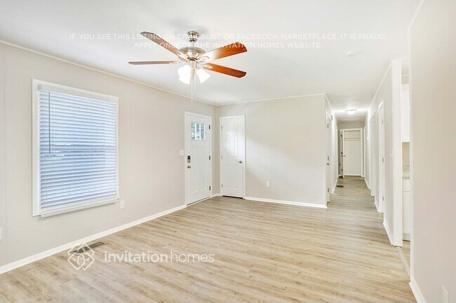 Building Photo - 1941 Bandera Dr