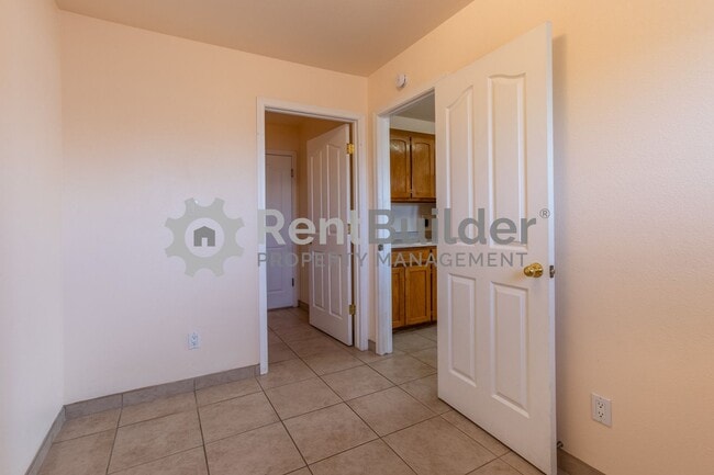 Building Photo - CALL US TODAY AT (505) 808-6467 TO SCHEDUL...