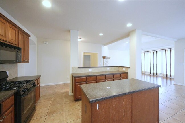 Building Photo - 4208 Park Vista Trail