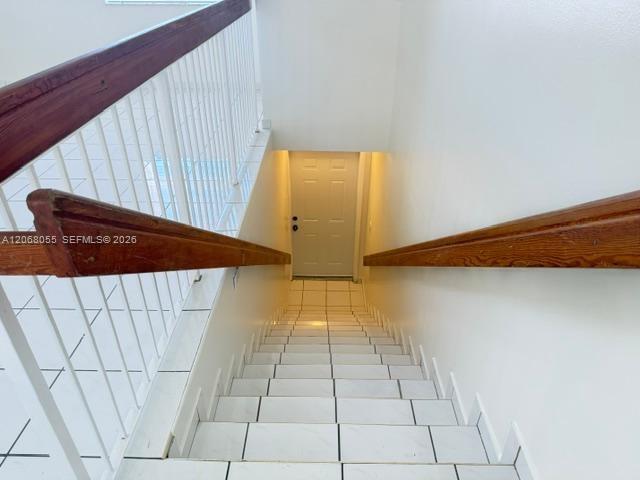 Building Photo - 3260 W 70th St