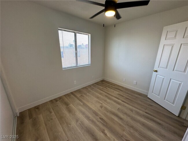 Building Photo - 6932 Kilgore Dr
