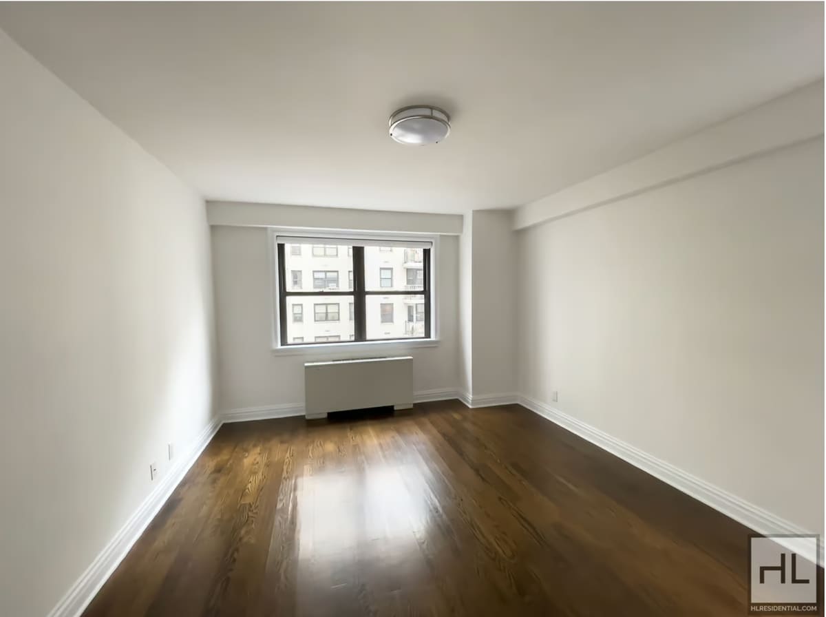 Building Photo - East 89th STREET