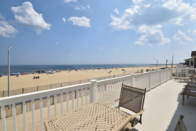 Building Photo - 233 Beach Front