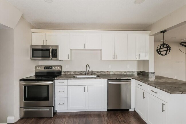 Building Photo - 4917 Emerson Ave S