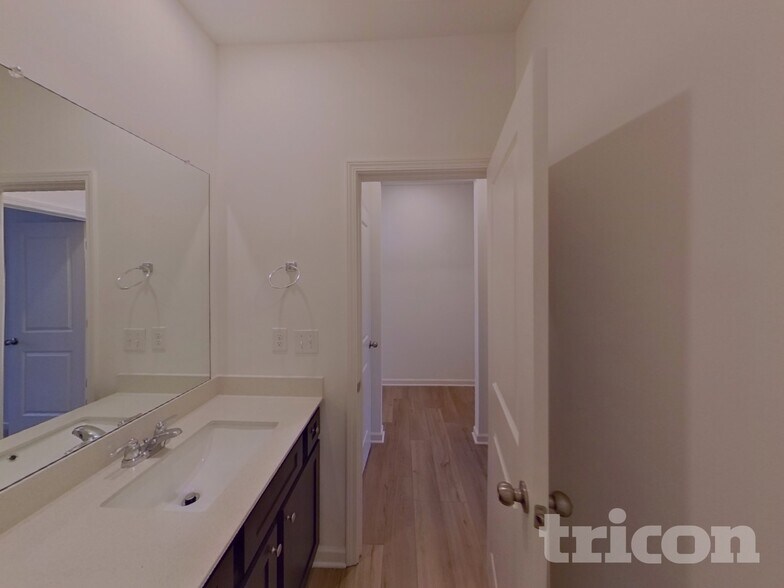 Building Photo - 132 Beautiful Wy