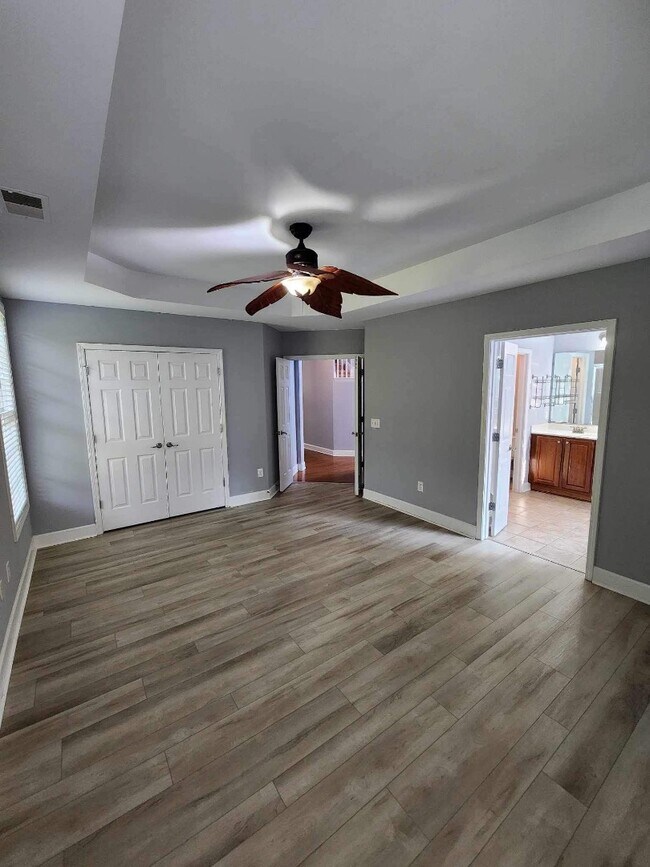 Building Photo - 3400 Picket Fence Ln