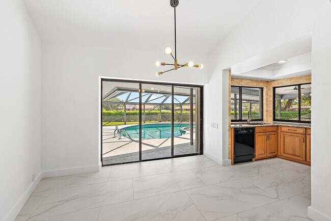 Building Photo - 18 Glencairn Rd