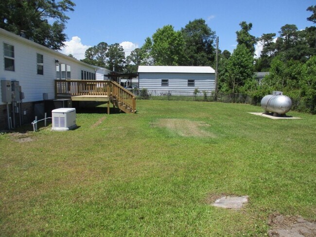 Building Photo - 213 Pettiford Rd