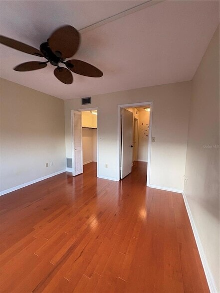 Building Photo - 5220 Brittany Dr S