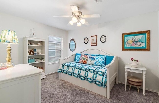 Building Photo - 22848 Lantern Hills Dr