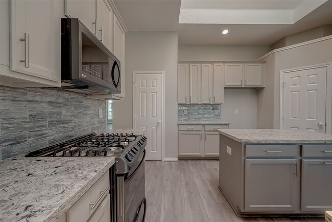 Building Photo - 14323 Floret Estates Ct