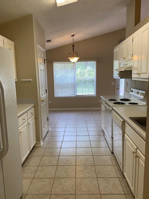 Building Photo - 9414 Pine Lily Ct