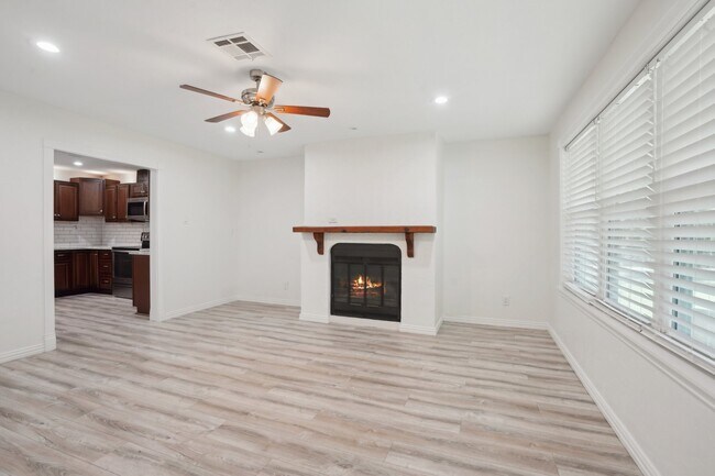 Building Photo - 8412 Avenue L