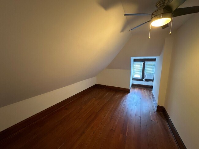 Building Photo - W 8th Ave 403-405 &amp; Belmont Ave 1523 RGI