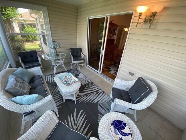 Building Photo - Beautiful 3 + 2 Fully Furnished/Turnkey ANNUAL Lease in The Village of Belle Aire