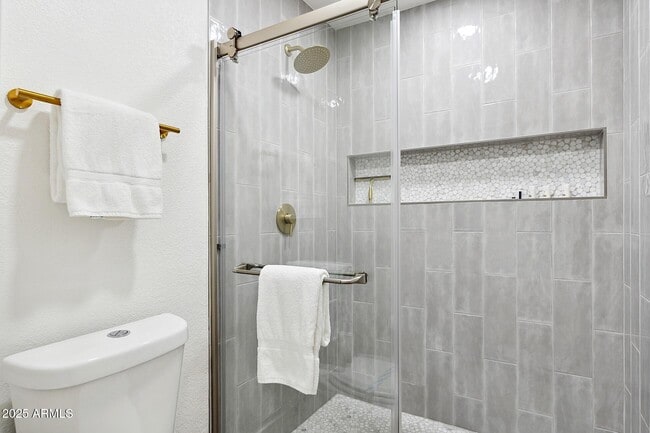 Building Photo - 5104 N 32nd St