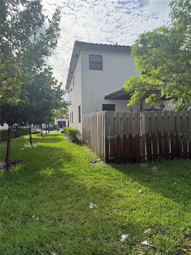 Building Photo - 24600 SW 119th Pl
