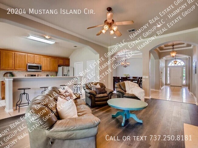 Building Photo - 20204 Mustang Island Cir