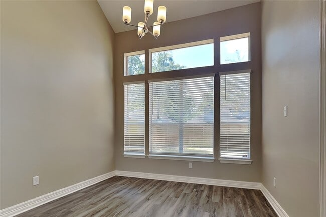 Building Photo - 20607 Golden Hawthorn Ct