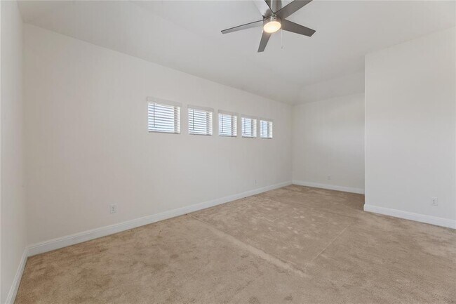 Building Photo - 5704 Monrovia Ln