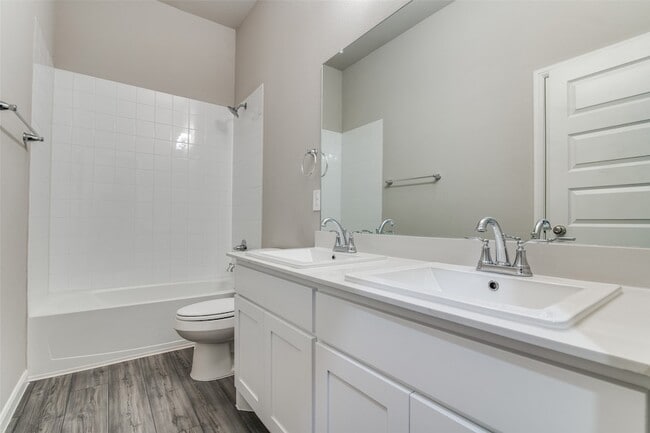 Building Photo - 5406 Big Thicket Ln