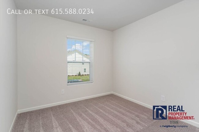 Building Photo - 50% Off First Month’s Rent - 3BR/2.5 BA To...