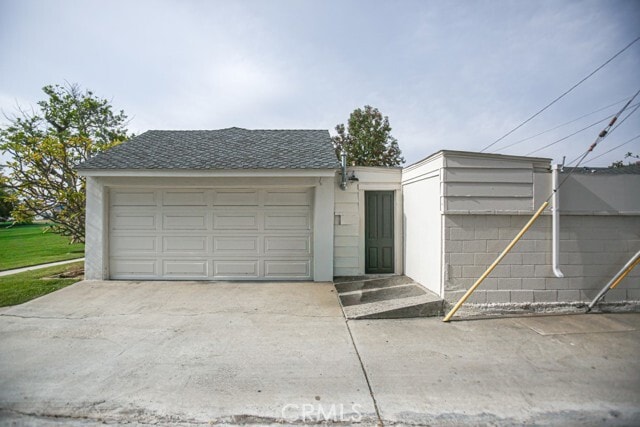 Building Photo - 702 N Pine St