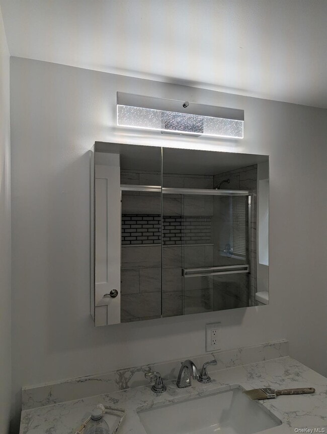 Building Photo - 10 Wild Oaks Rd