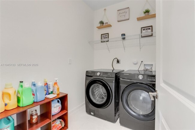 Building Photo - 28425 SW 133rd Path