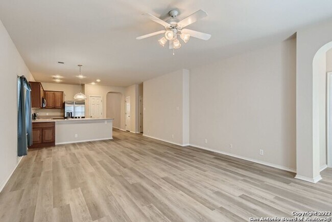 Building Photo - One-Story Beauty in Stone Oak