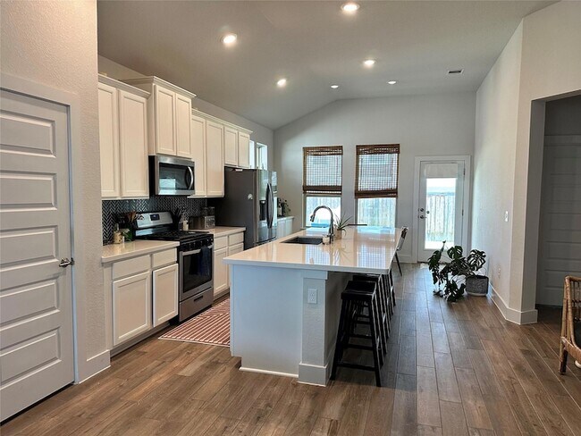 Building Photo - 8600 Cumbrae Ln