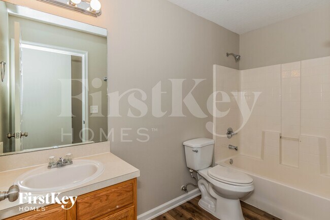 Building Photo - 9709 Hazel Lake Dr