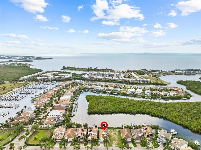 Building Photo - Waterfront Luxury Living | Private Dock + Direct Tampa Bay Access