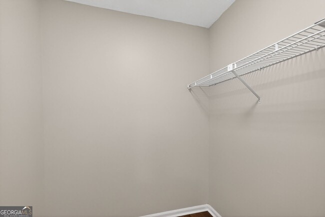 Building Photo - 898 Chippendale Ln