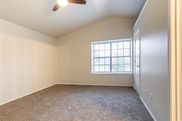 Building Photo - 2239 Turf Club Dr
