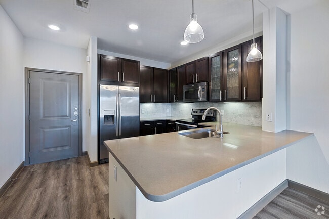 Interior Photo - ELEVATE Spring Crossing