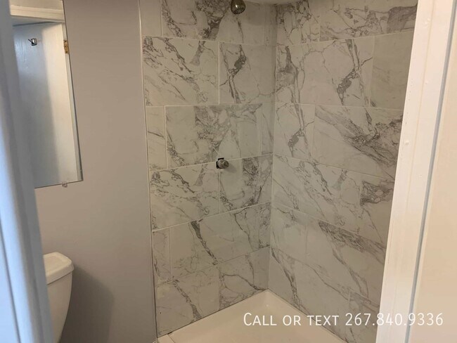 Building Photo - 18 Armor Ct