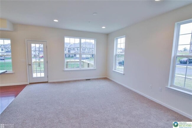 Building Photo - 1402 Caspian St