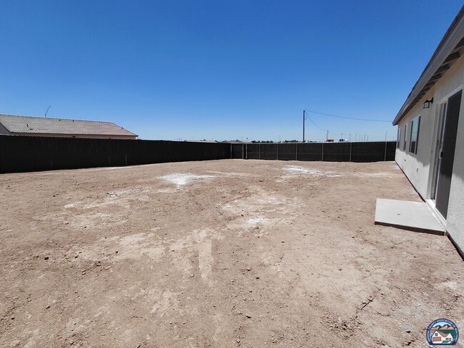 Building Photo - 485 Palomino Ct