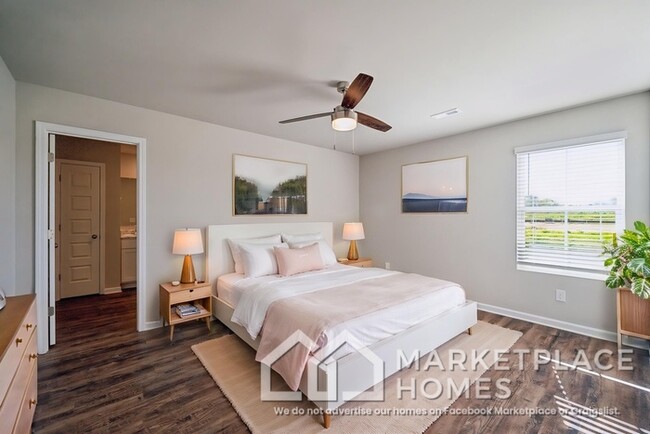 Building Photo - 4022 Ryan Dr SW