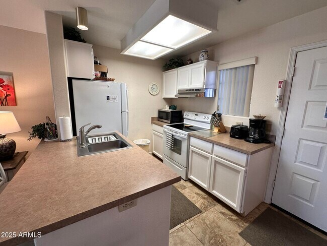 Building Photo - 17031 E El Lago Blvd