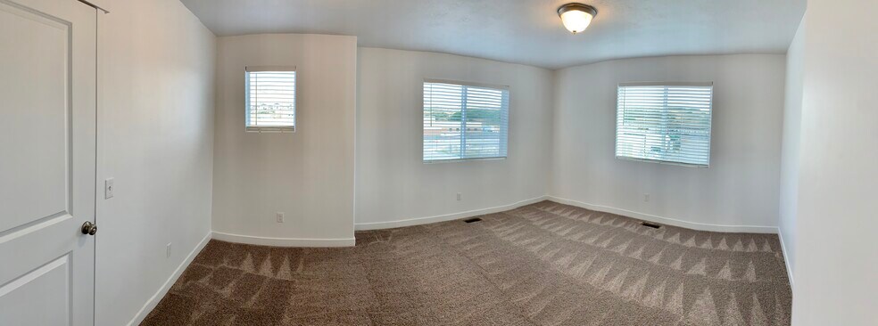 Building Photo - 1264 W Cinch Way