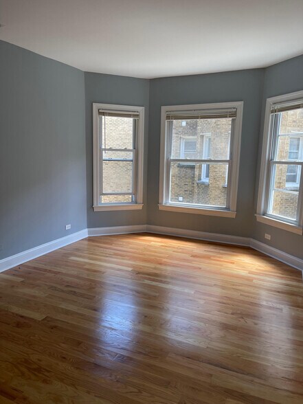 Building Photo - 1640 W Pratt Blvd