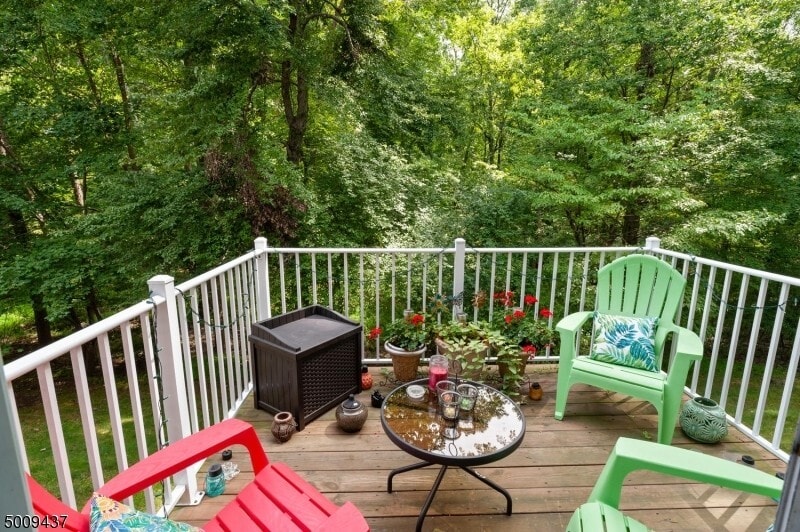 Balcony - 128 Jackson Ave