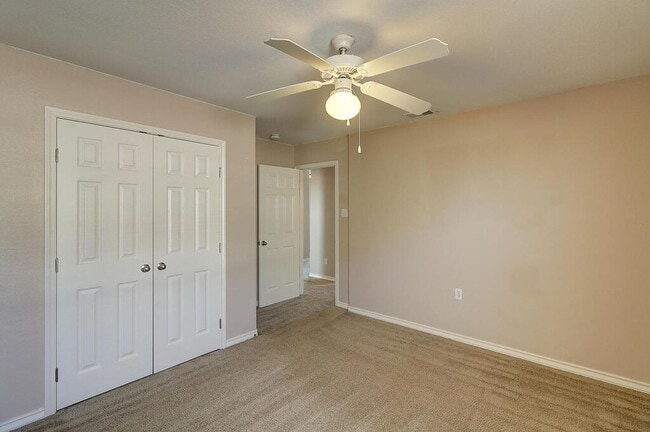 Building Photo - 2334 Mystic Star Dr