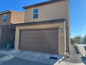 Building Photo - Welcome to this stunning 3Bdm, 2.5Ba, This two-story gem boasts a spacious layout! Must See!