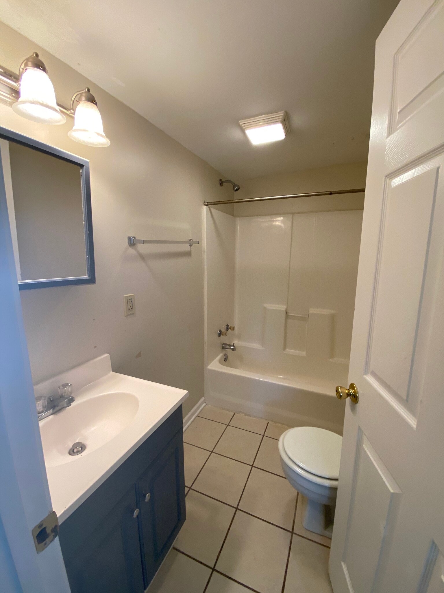 Bathroom 2 - 339 Oldham Ave