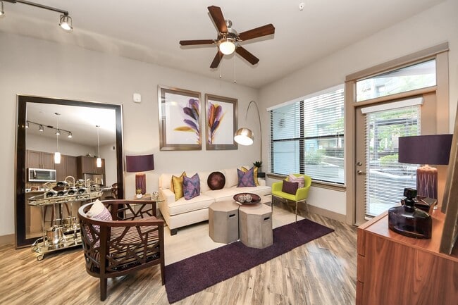 Building Photo - 5454 Washington Ave